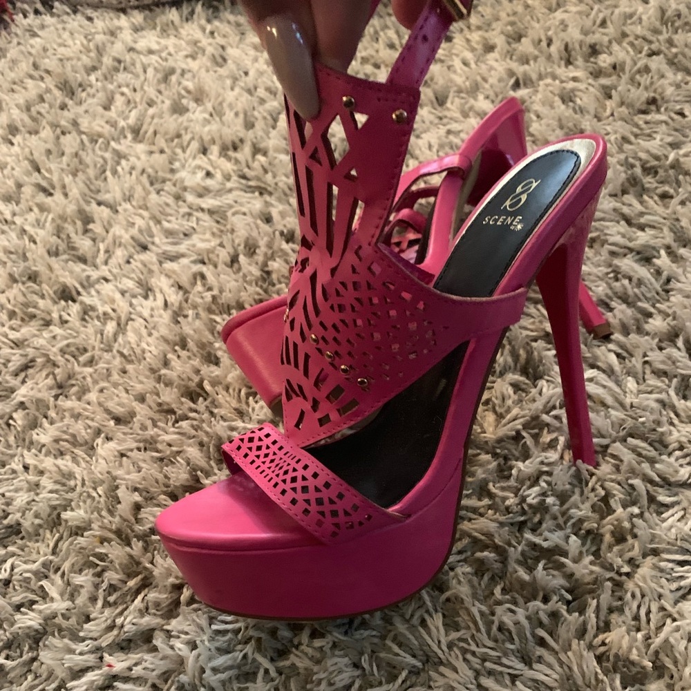 Hot Pink Heels
